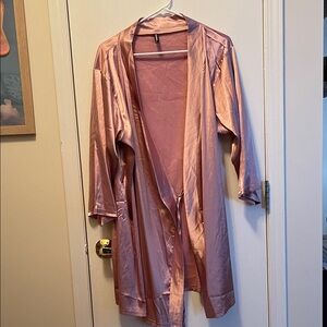 Allegrace Robe